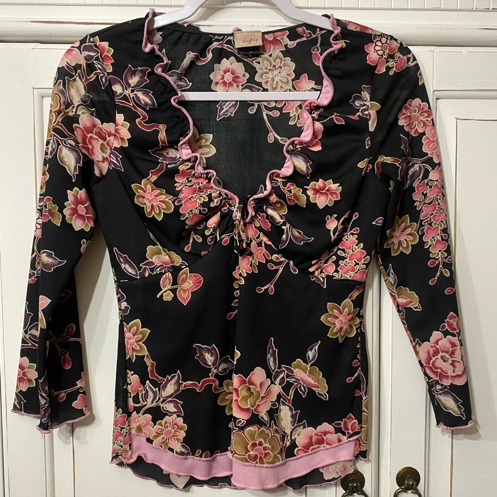 Daytrip 3/4 long sleeve blouse (Med)